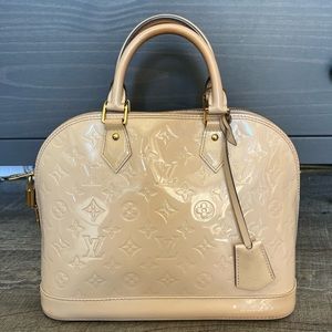 Authentic Louis Vuitton vernis Alma pm rose Angelique